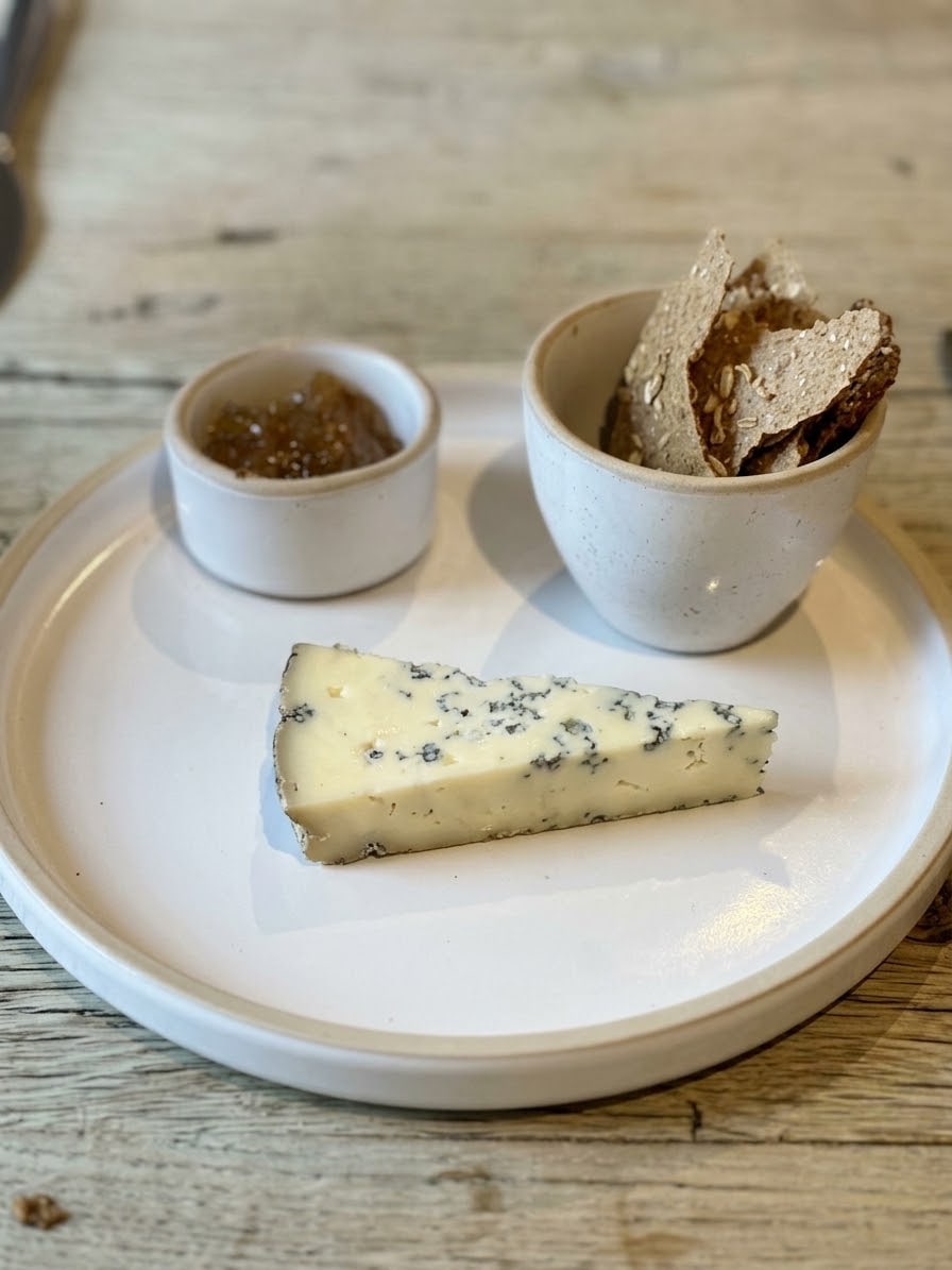 Lanark Blue cheese with fennel jam and malt vinegar crackers at the Blind Bull